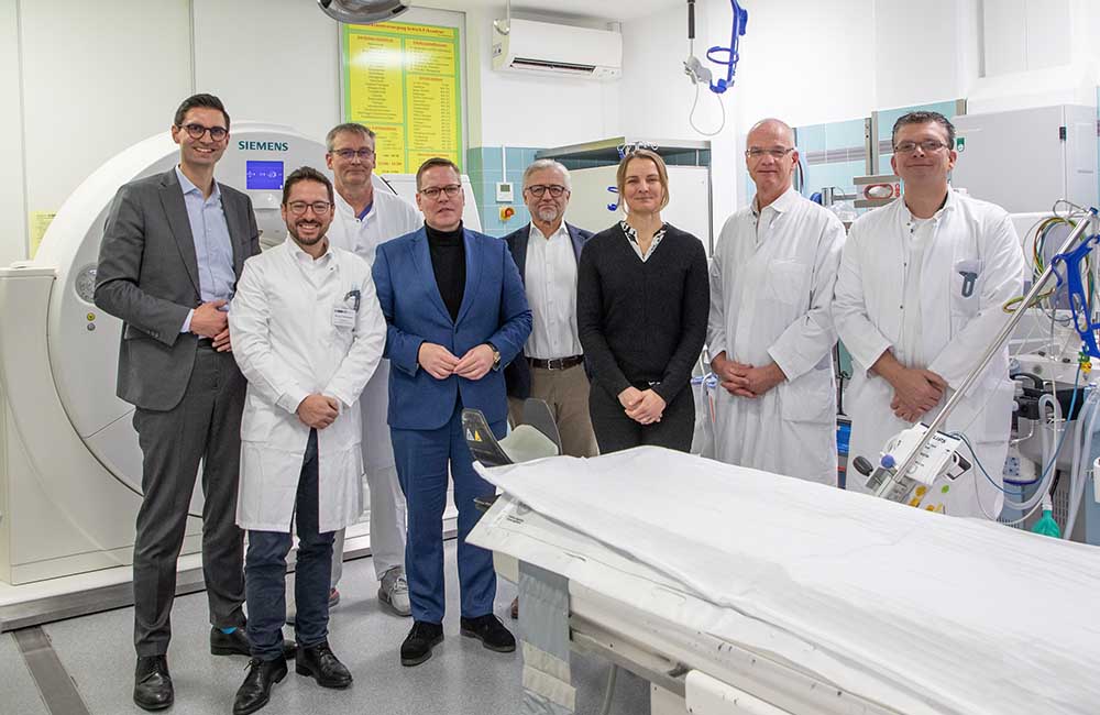 Tino Sorge und Sepp Müller informieren sich über die Digitalisierung in der Notfallmedizin Tino Sorge und Sepp Müller informieren sich über die Digitalisierung in der Notfallmedizin